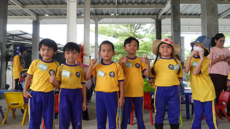 Sekolah Alam Castalia Merayakan Hari Lingkungan Hidup dengan Festival Daur Ulang