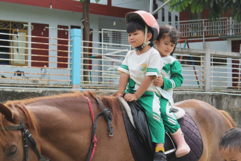 Sekolah Alam Castalia (SACA) (4)